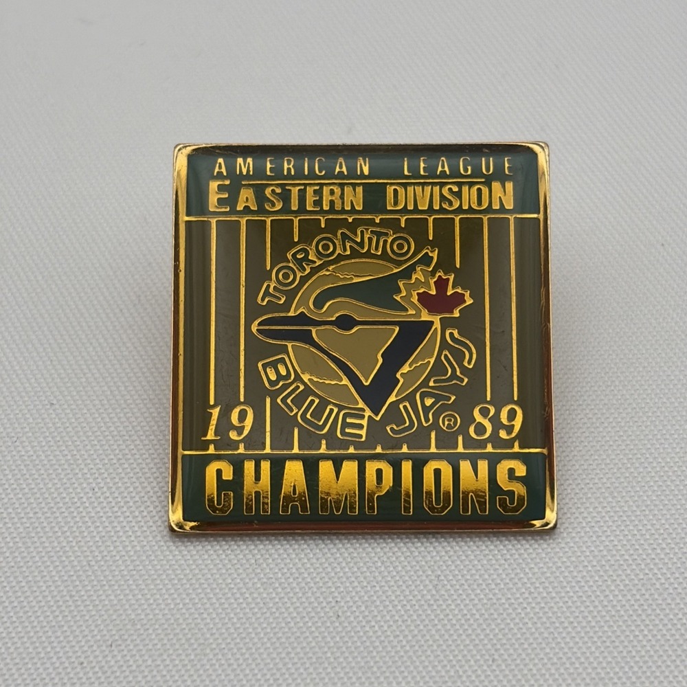 MLB Baseball 1989 Toronto Blue Jays Eastern Division Champions Lapel Hat Pin